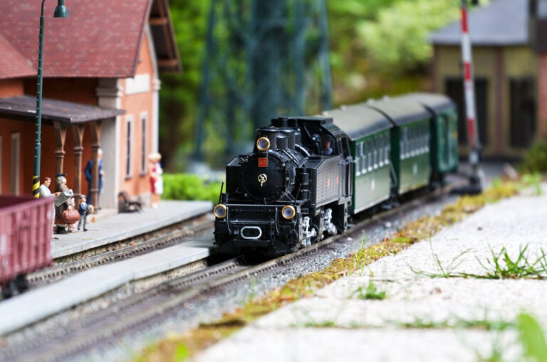 FREE Model Railway Scenery